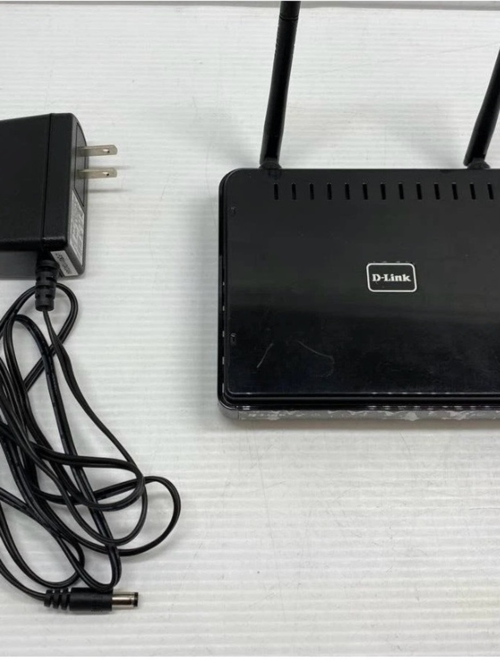 D-Link Black Dual-Antenna Wireless Router